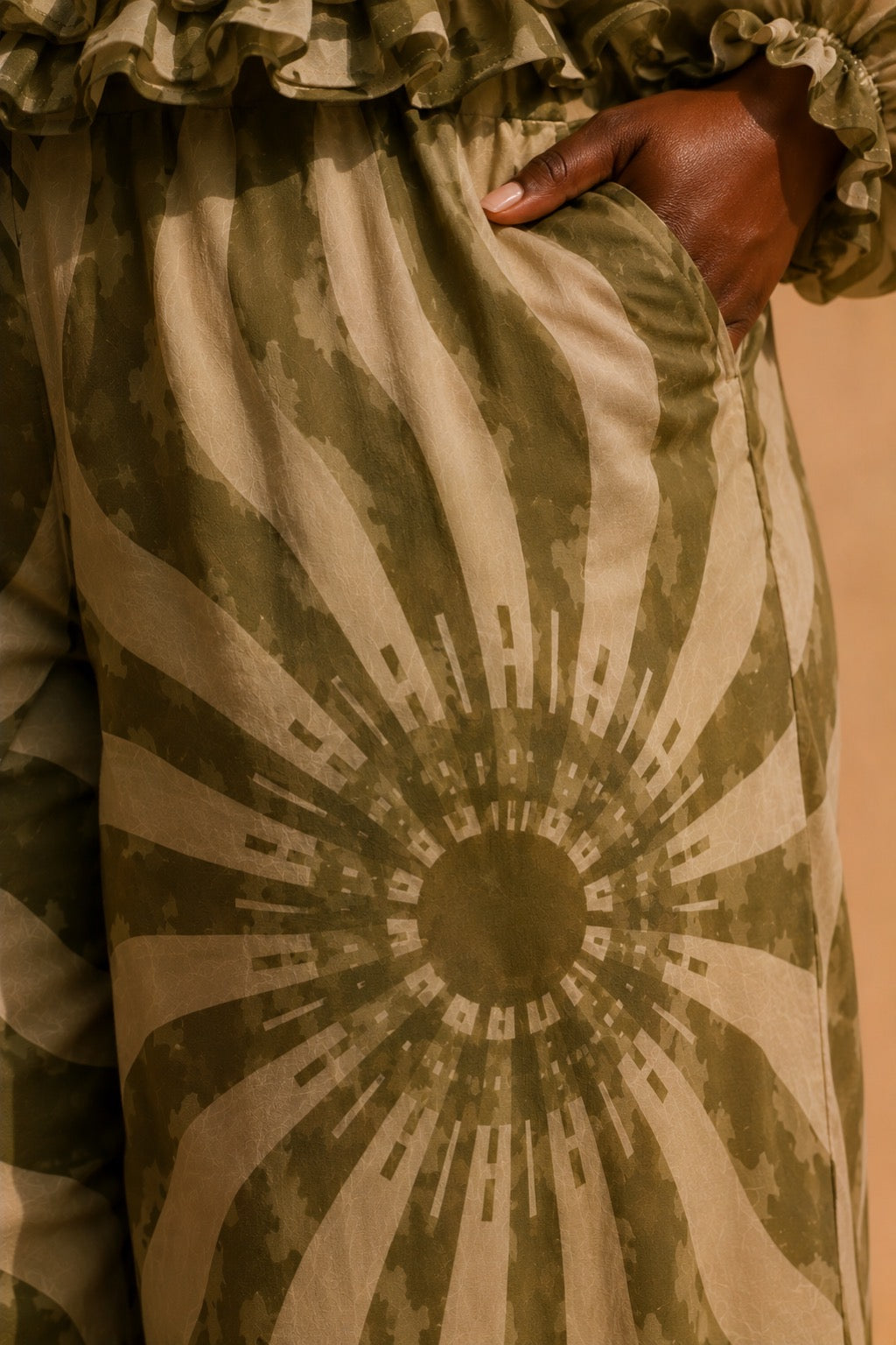 Adjoa set olive